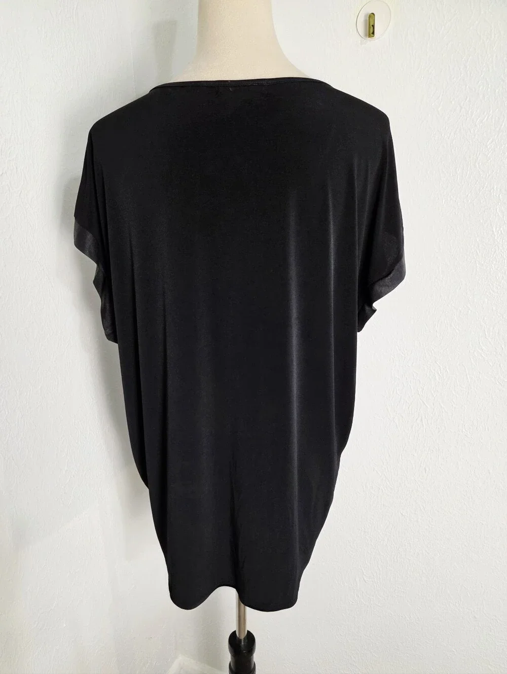 Style & Co. Black Top with Blue & Multicolor Scenic Print on the Front, Size XL - Picture 7 of 8